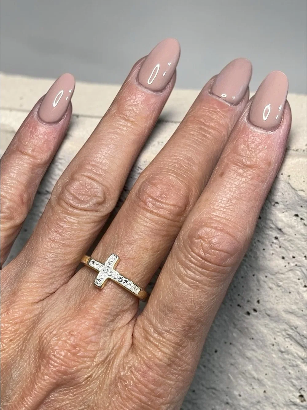 Delicate Sideways Pave Rhinestone Cross Gold Tone Band Ring Size 7.75